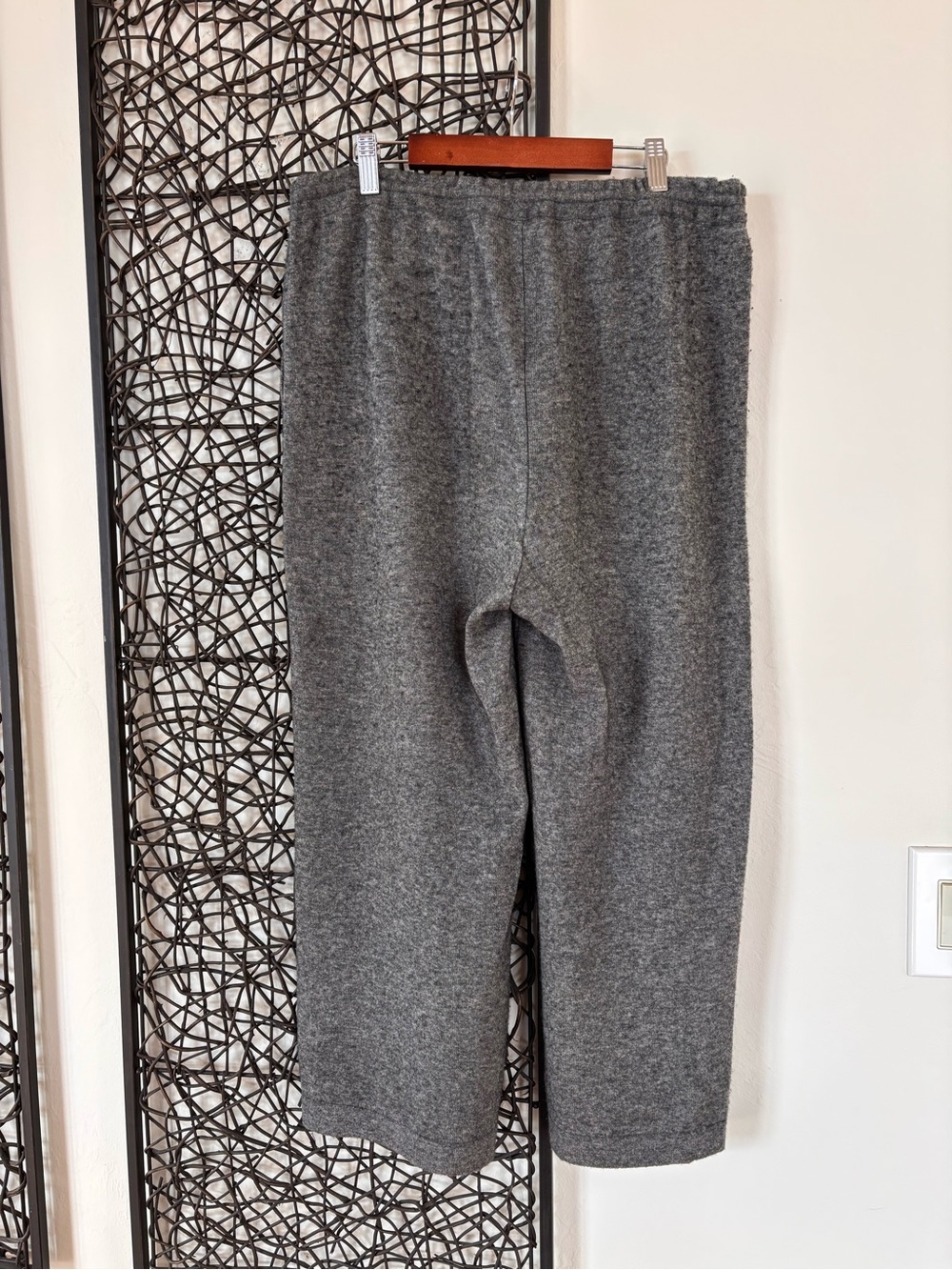 VINCE Wool Cashmere Blend Wide Leg Drawstring Pants Gray | Luxe Knit | Size M - Picture 11 of 11